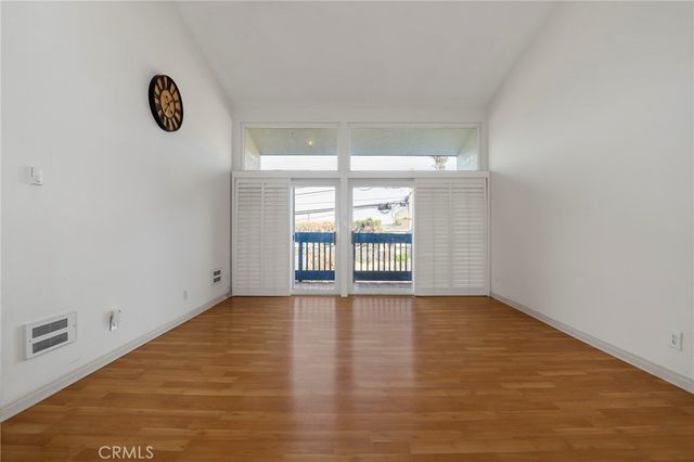 607 S Prospect 306, Redondo Beach, CA 90277