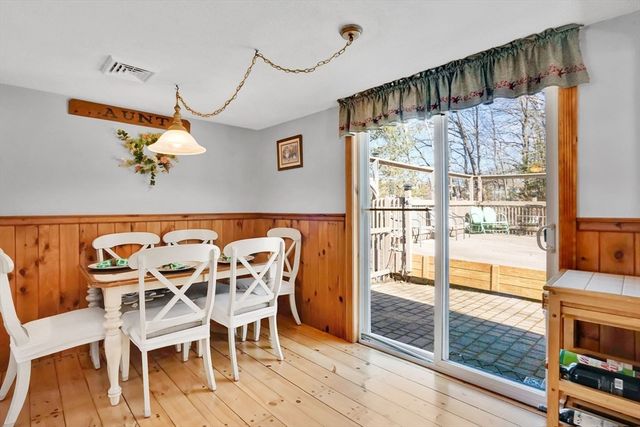 420 West St, Ludlow, MA 01056