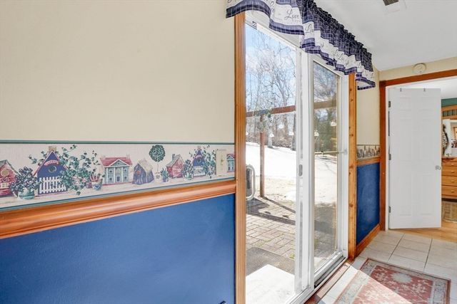 420 West St, Ludlow, MA 01056