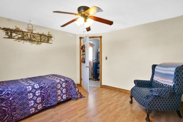 420 West St, Ludlow, MA 01056