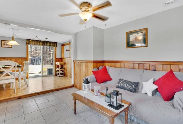 420 West St, Ludlow, MA 01056