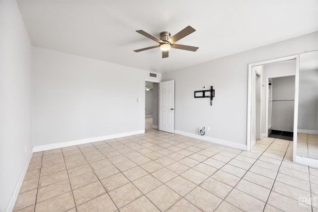 7613 Eastlorne Court, Bakersfield, CA 93309