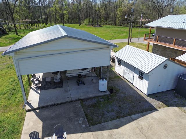 1467 Chapmansboro Rd, Chapmansboro, TN 37035