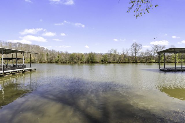 1467 Chapmansboro Rd, Chapmansboro, TN 37035