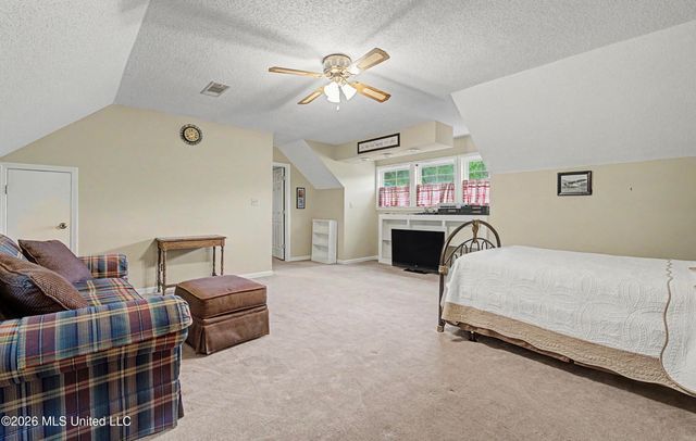 1980 Pine Tree Road, Hernando, MS 38632