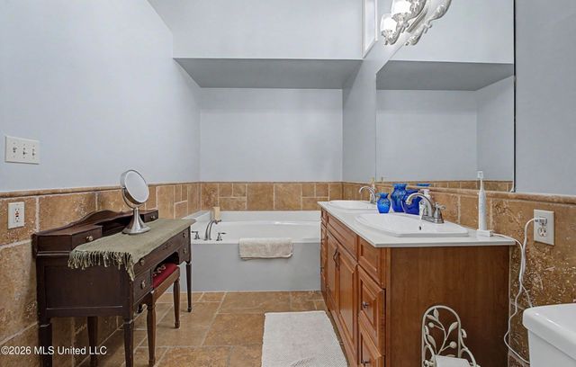 1980 Pine Tree Road, Hernando, MS 38632