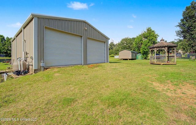 1980 Pine Tree Road, Hernando, MS 38632