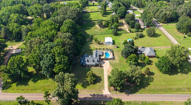 1980 Pine Tree Road, Hernando, MS 38632