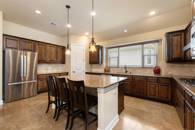2001 Long Bow DR, Leander, TX 78641