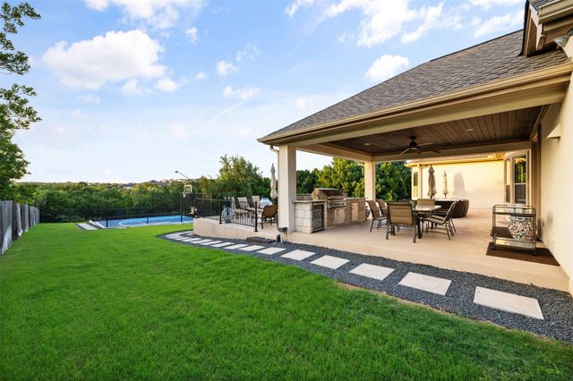 2001 Long Bow DR, Leander, TX 78641