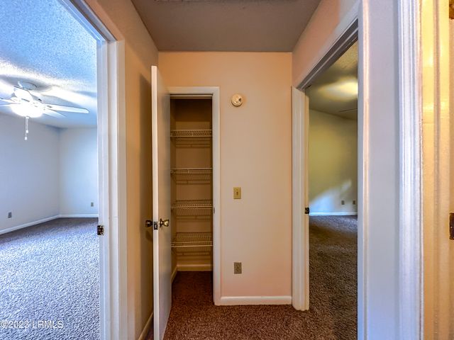 900 Brotherhood Rd Apt G4, Beaufort, SC 29902