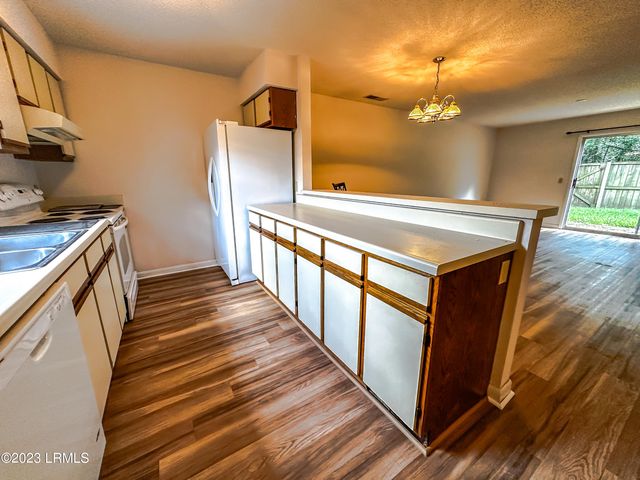 900 Brotherhood Rd Apt G4, Beaufort, SC 29902