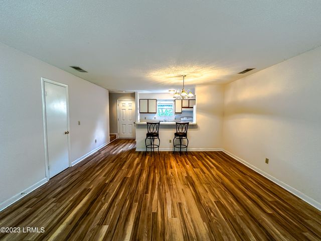 900 Brotherhood Rd Apt G4, Beaufort, SC 29902