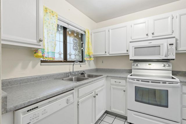 3231 Lakeside Dr Apt 106, Grand Junction, CO 81506