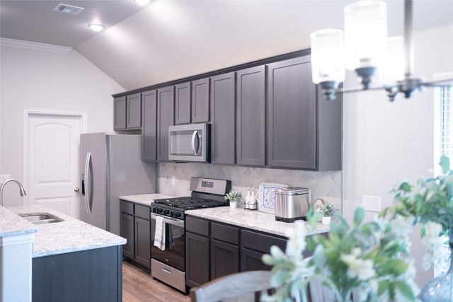 3919 Rose Hill Court, Denison, TX 75020