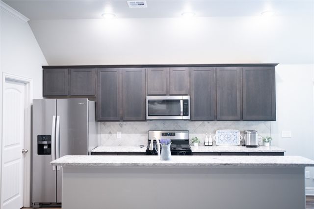 3919 Rose Hill Court, Denison, TX 75020