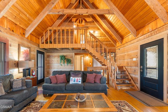 409 Matterhorn Drive, Gatlinburg, TN 37738