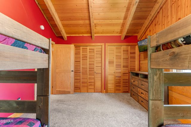 409 Matterhorn Drive, Gatlinburg, TN 37738