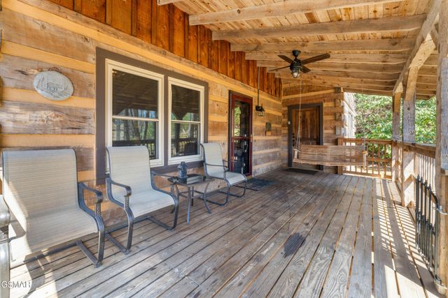 409 Matterhorn Drive, Gatlinburg, TN 37738