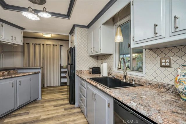 9859 Crestview Drive, Clearlake, CA 95422