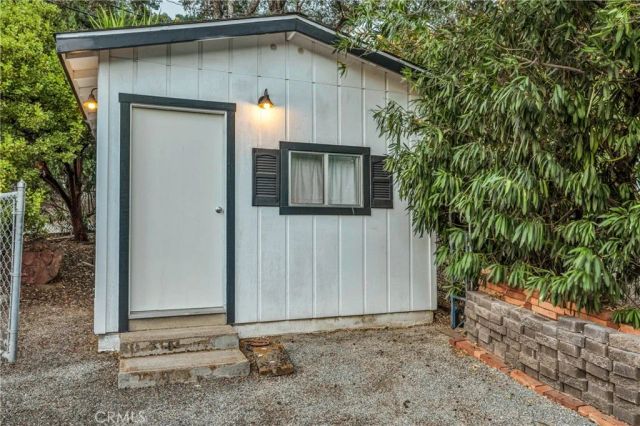 9859 Crestview Drive, Clearlake, CA 95422