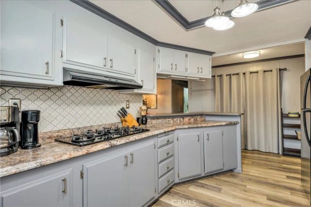 9859 Crestview Drive, Clearlake, CA 95422
