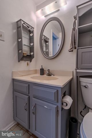 8802 GOLDEN TREE LN, Baltimore, MD 21221