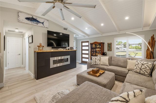 19154 NEW HAVEN COURT, Port Charlotte, FL 33948