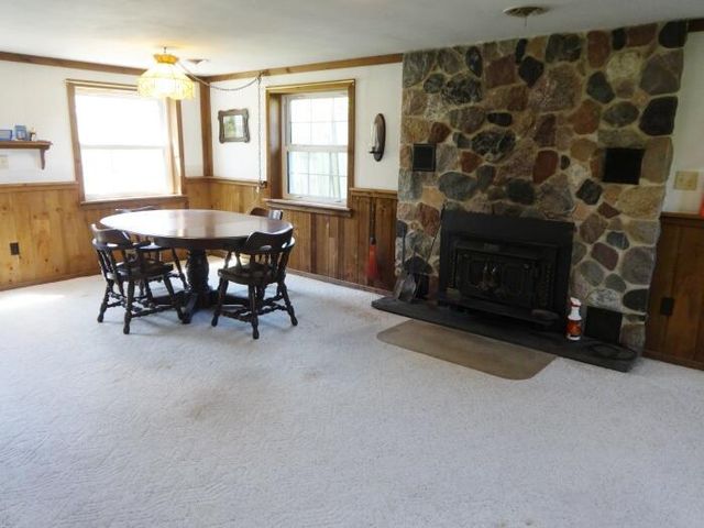 615 Rohda DRIVE, Waterford, WI 53185