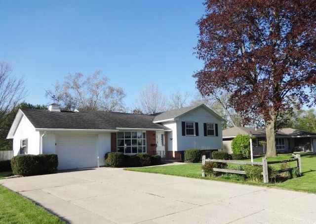 615 Rohda DRIVE, Waterford, WI 53185