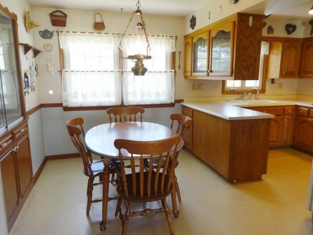 615 Rohda DRIVE, Waterford, WI 53185
