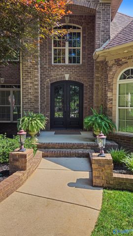 10 Bluff View Drive SE, Huntsville, AL 35803
