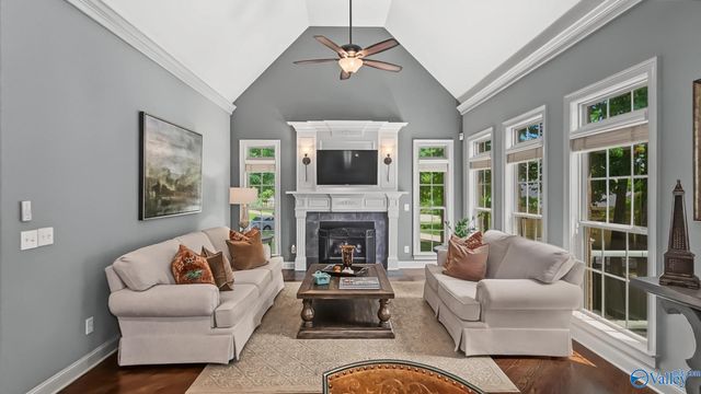 10 Bluff View Drive SE, Huntsville, AL 35803