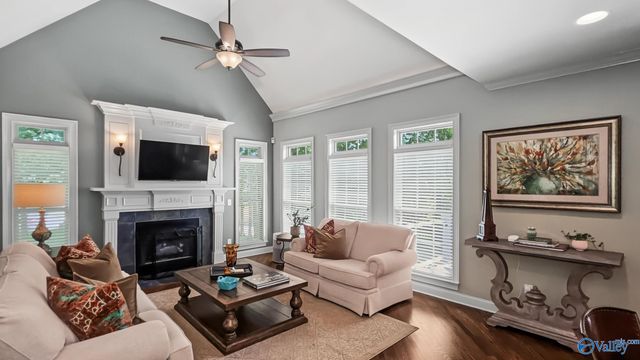 10 Bluff View Drive SE, Huntsville, AL 35803