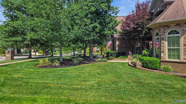 10 Bluff View Drive SE, Huntsville, AL 35803