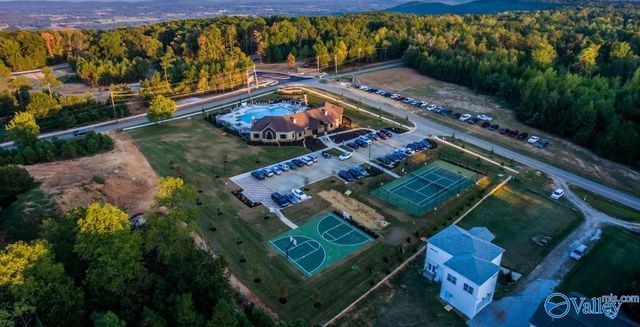 10 Bluff View Drive SE, Huntsville, AL 35803