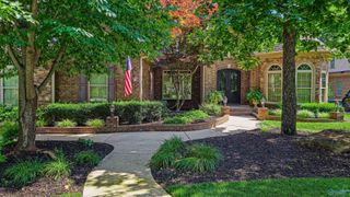10 Bluff View Drive SE, Huntsville, AL 35803
