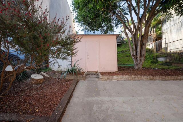 4225-4227 Whittier St, San Diego, CA 92107