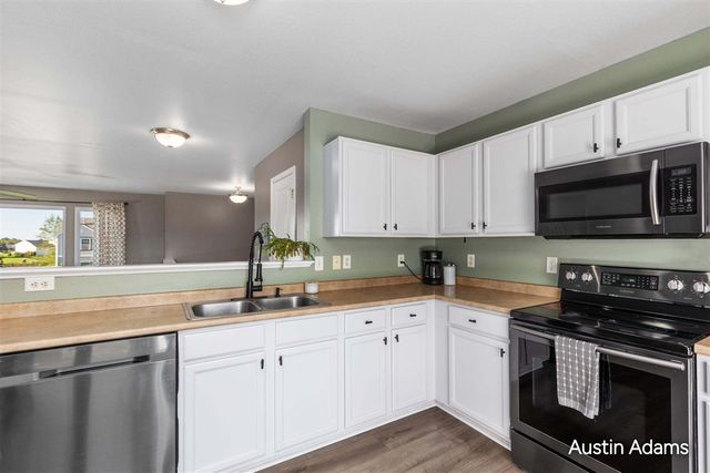 2058 Waler Drive, Hudsonville, MI 49426