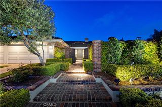 877 Sandcastle Drive, Corona Del Mar, CA 92625