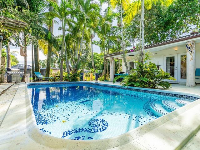 1930 NW 32nd Ct, Oakland Park, FL 33309