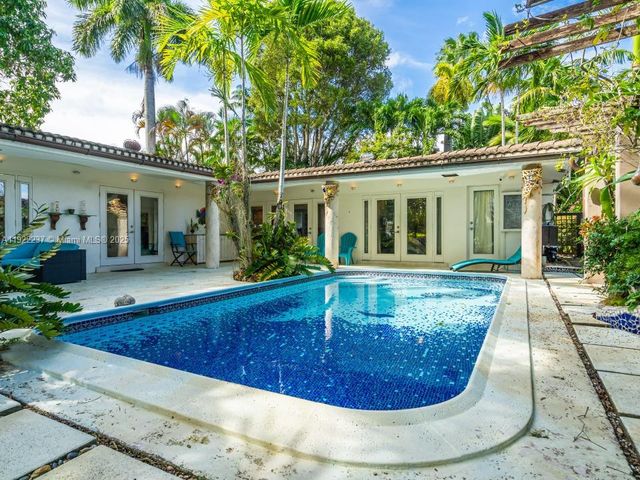 1930 NW 32nd Ct, Oakland Park, FL 33309