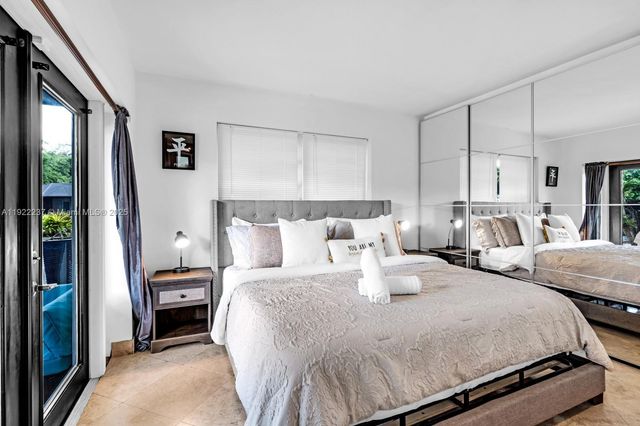 1930 NW 32nd Ct, Oakland Park, FL 33309