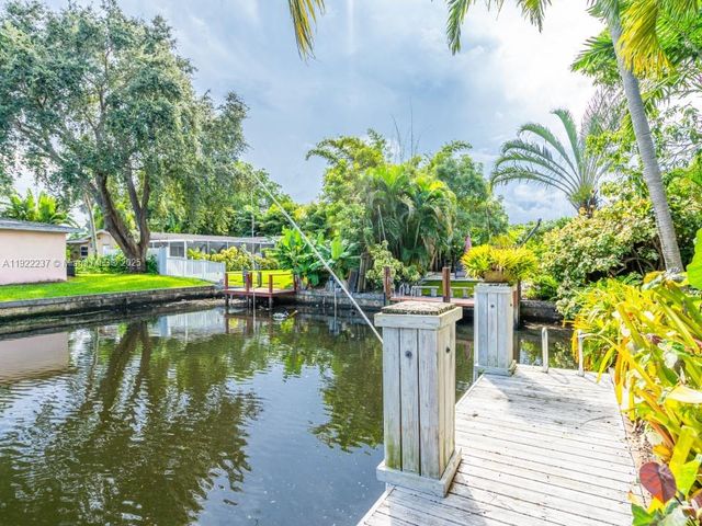 1930 NW 32nd Ct, Oakland Park, FL 33309