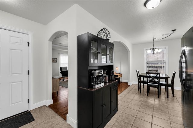 1203 W Cunningham Avenue, Rogers, AR 72758