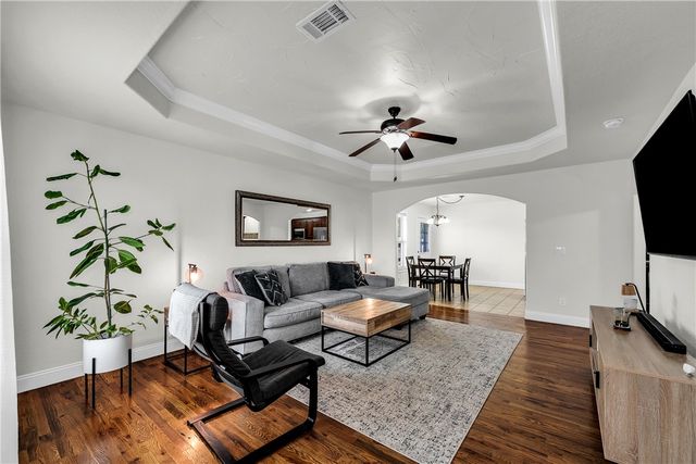 1203 W Cunningham Avenue, Rogers, AR 72758