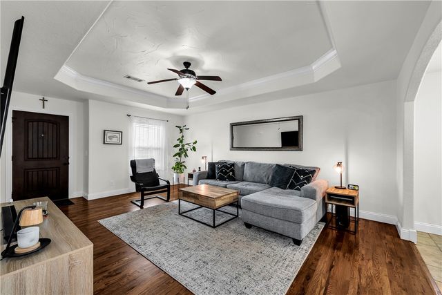 1203 W Cunningham Avenue, Rogers, AR 72758