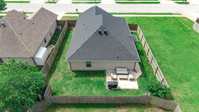 1203 W Cunningham Avenue, Rogers, AR 72758