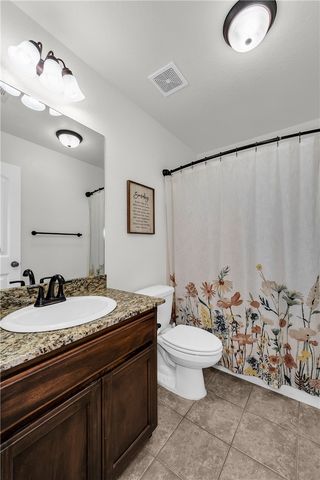 1203 W Cunningham Avenue, Rogers, AR 72758