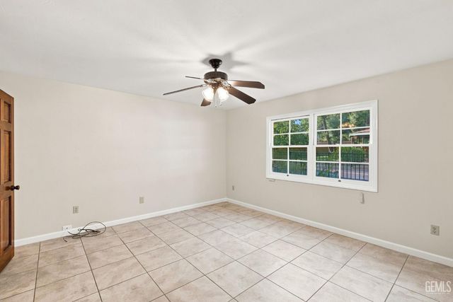 4100 Sill Place, Bakersfield, CA 93306